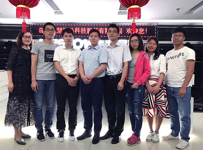 慧視通研發(fā)中心助力贏時(shí)通汽車服務(wù)公司順利完成天貓線上租車流程開發(fā)